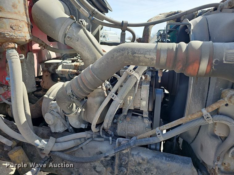 image for item EJ6025 2009 Peterbuilt  PB335 box truck