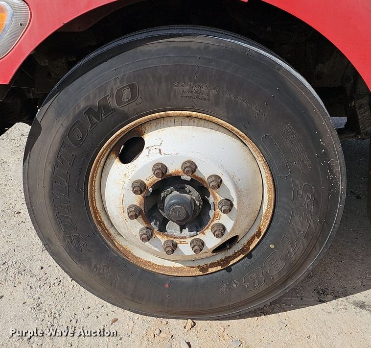 image for item EJ6025 2009 Peterbuilt  PB335 box truck