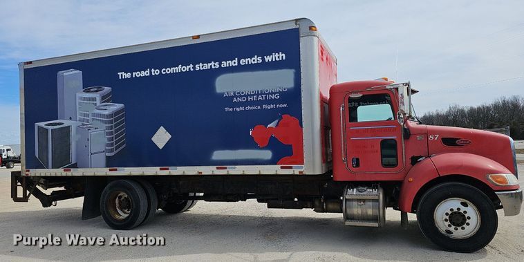 image for item EJ6026 2009 Peterbilt  PB335 box truck