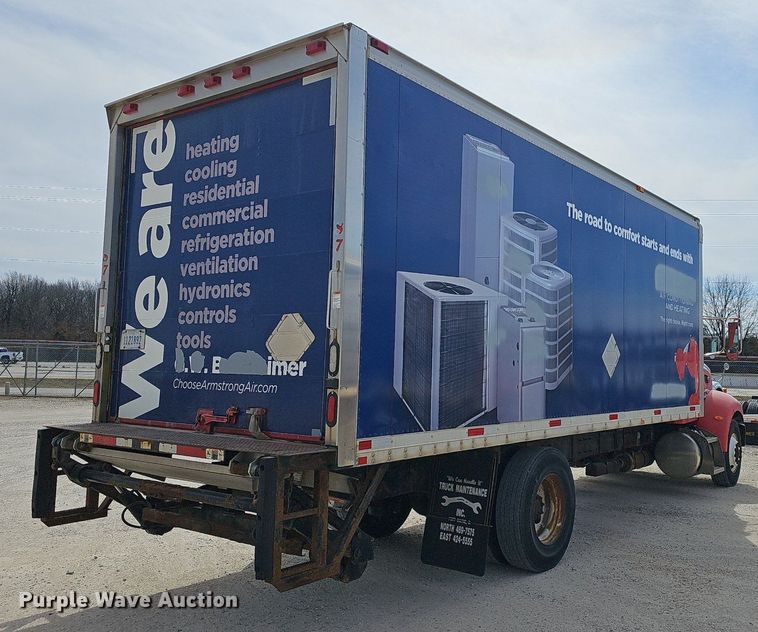 image for item EJ6026 2009 Peterbilt  PB335 box truck