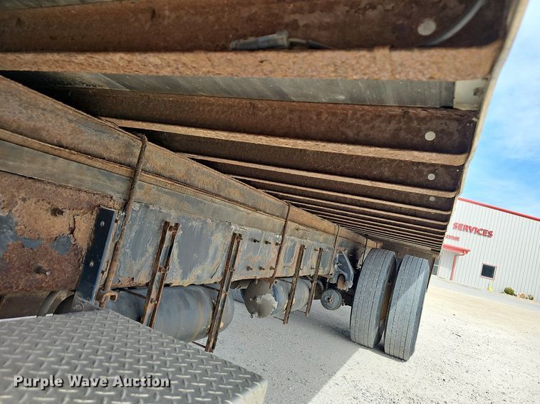 image for item EJ6026 2009 Peterbilt  PB335 box truck