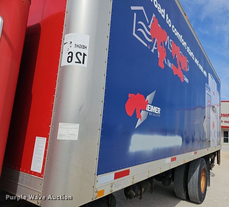 image for item EJ6026 2009 Peterbilt  PB335 box truck