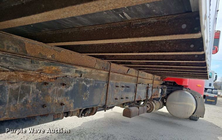 image for item EJ6026 2009 Peterbilt  PB335 box truck