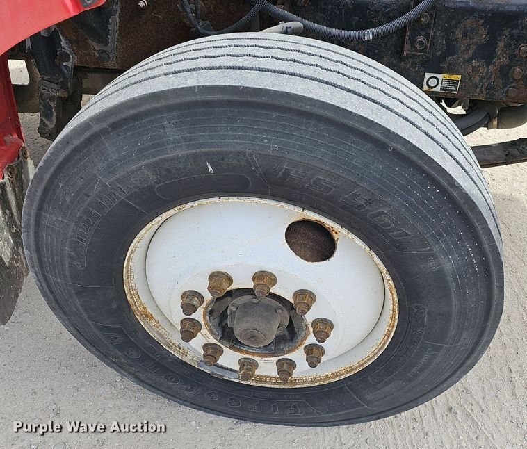 image for item EJ6026 2009 Peterbilt  PB335 box truck