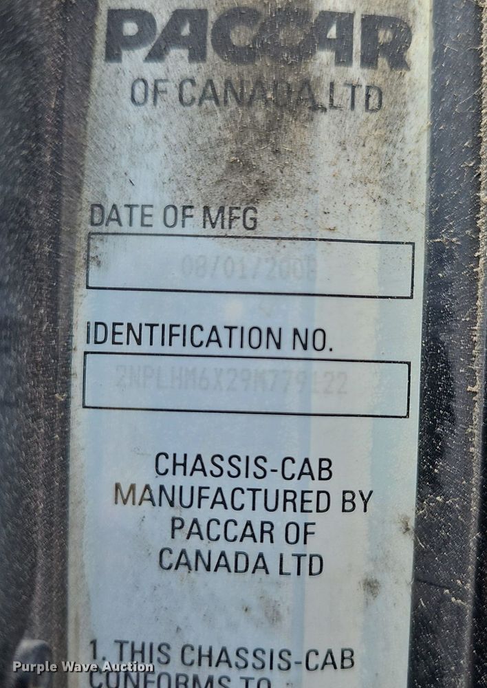 image for item EJ6026 2009 Peterbilt  PB335 box truck