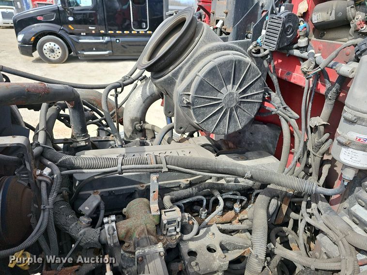 image for item EJ6027 2009 Peterbilt  PB335 box truck