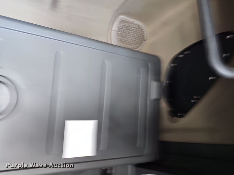 image for item EJ6029 2017 Freightliner Cascadia Evolution semi truck