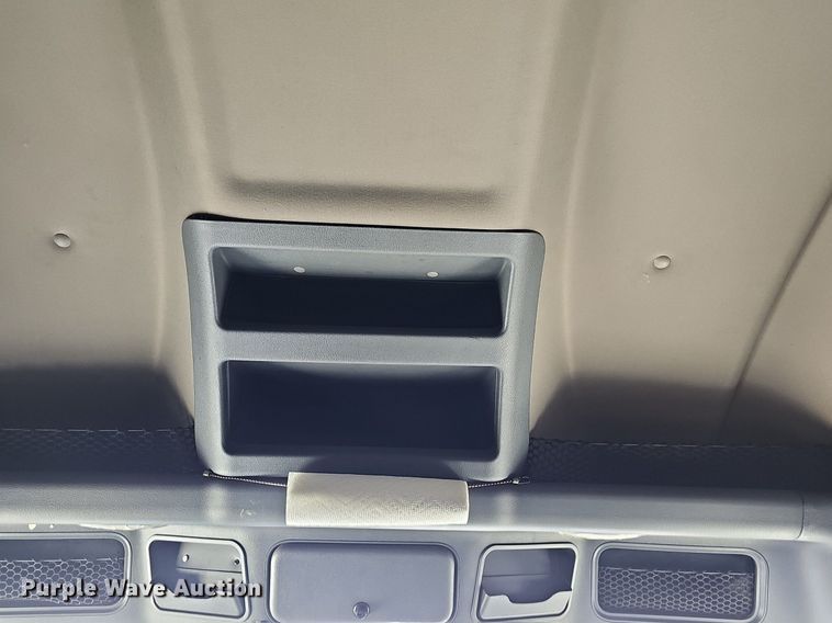 image for item EJ6029 2017 Freightliner Cascadia Evolution semi truck