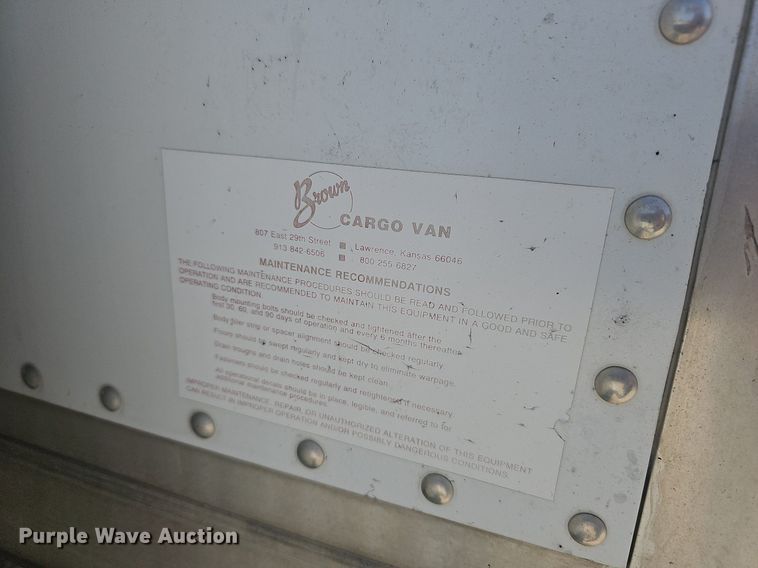 image for item EJ6030 1999 International 4700  box truck