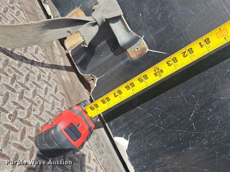 image for item EJ6030 1999 International 4700  box truck