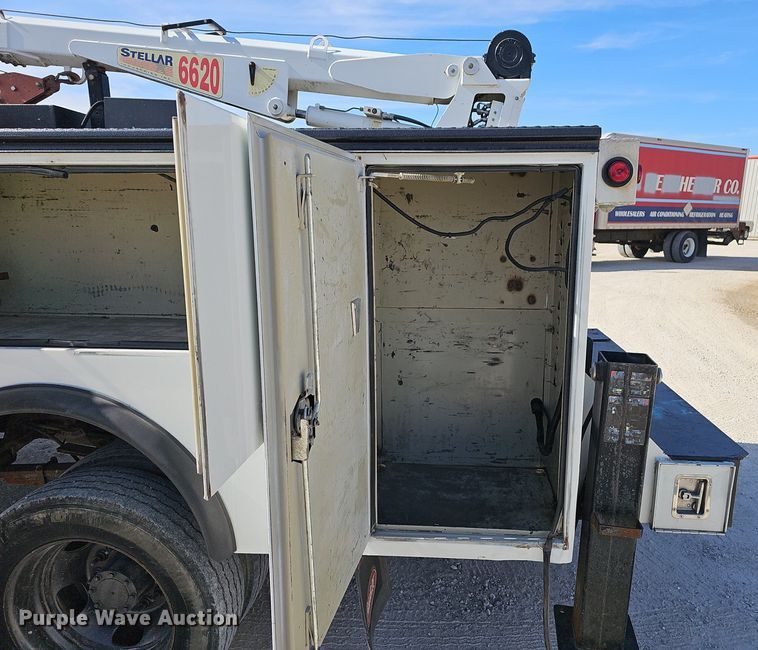 image for item EJ6031 2011 Dodge Ram 4500HD utility / service truck