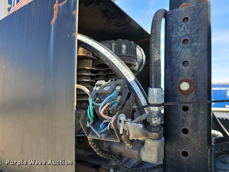 image for item EJ6031 2011 Dodge Ram 4500HD utility / service truck