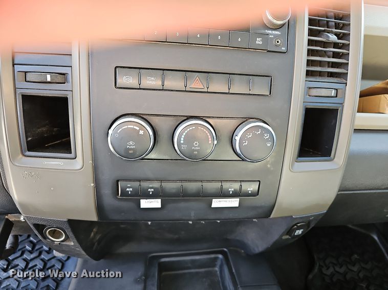 image for item EJ6031 2011 Dodge Ram 4500HD utility / service truck