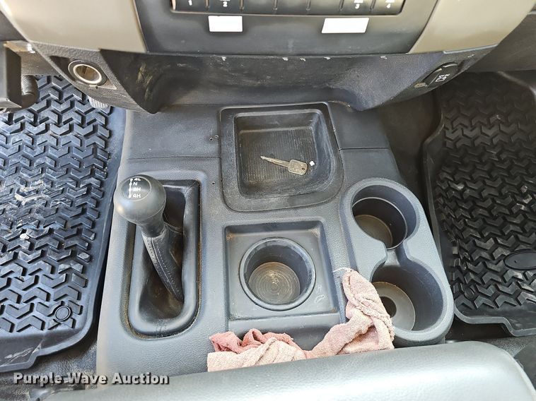 image for item EJ6031 2011 Dodge Ram 4500HD utility / service truck