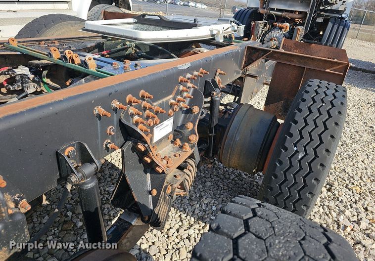 image for item EJ6033 2009 Autocar Xpeditor truck cab and chassis