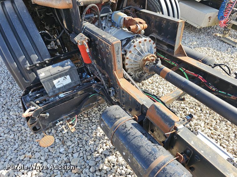 image for item EJ6033 2009 Autocar Xpeditor truck cab and chassis