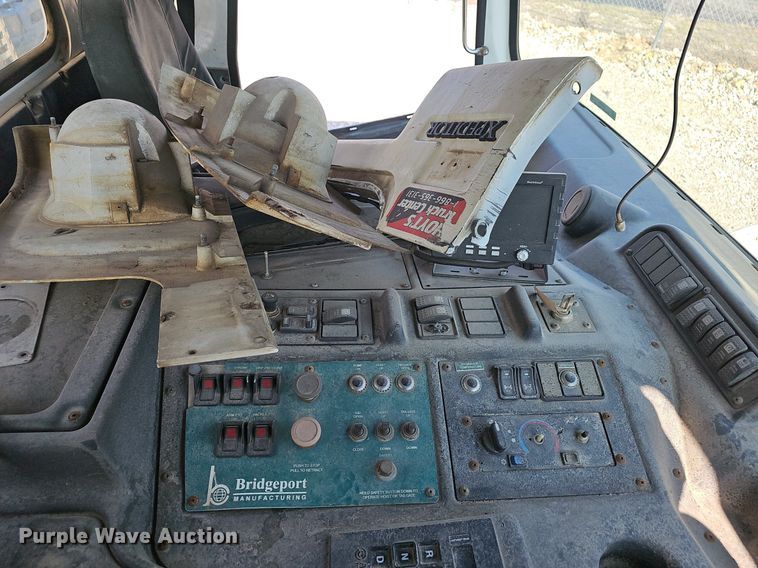 image for item EJ6033 2009 Autocar Xpeditor truck cab and chassis