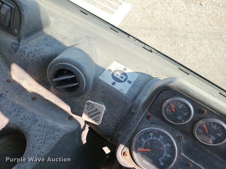 image for item EJ6033 2009 Autocar Xpeditor truck cab and chassis