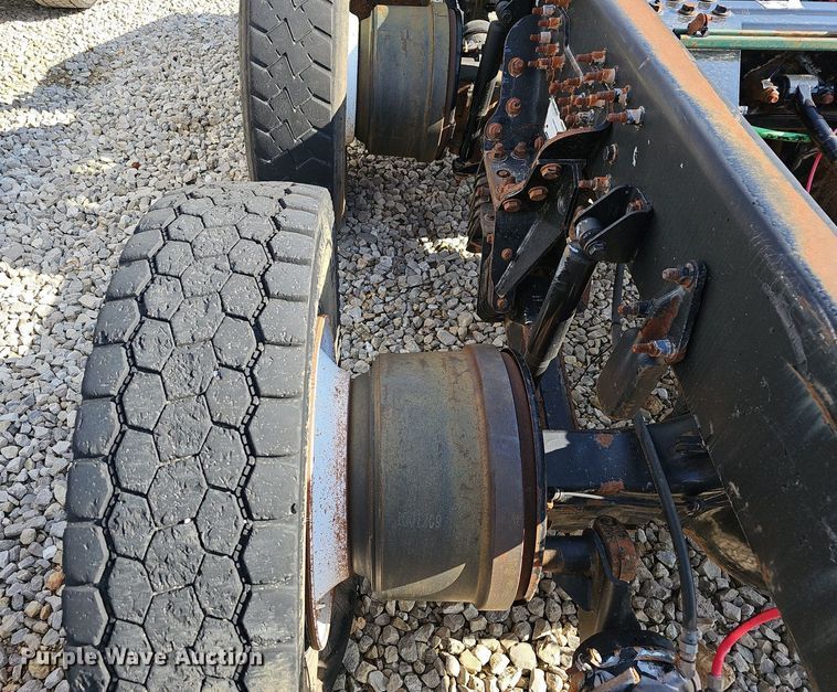 image for item EJ6033 2009 Autocar Xpeditor truck cab and chassis