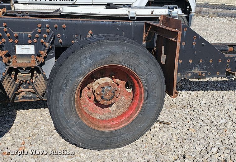 image for item EJ6033 2009 Autocar Xpeditor truck cab and chassis