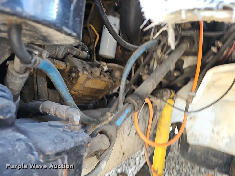 image for item EJ6034 2001 Freightliner  FL60 truck cab and chassis