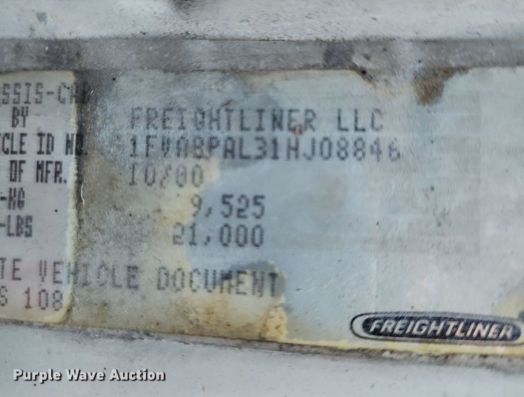 image for item EJ6034 2001 Freightliner  FL60 truck cab and chassis