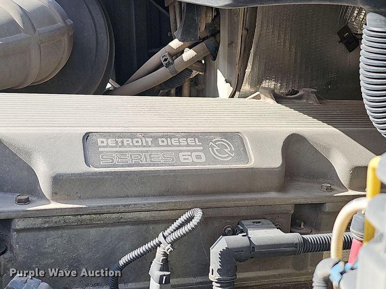 image for item EJ6039 2009 Freightliner  Columbia  semi truck