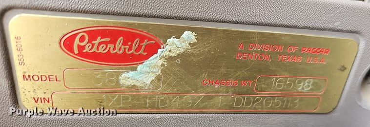 image for item EJ6040 2013 Peterbilt 386 semi truck