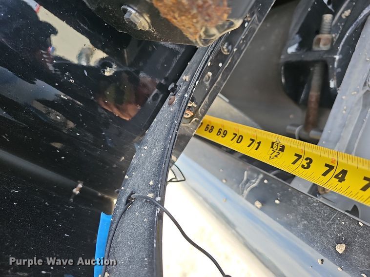 image for item EJ6041 2018 Peterbilt  579 semi truck