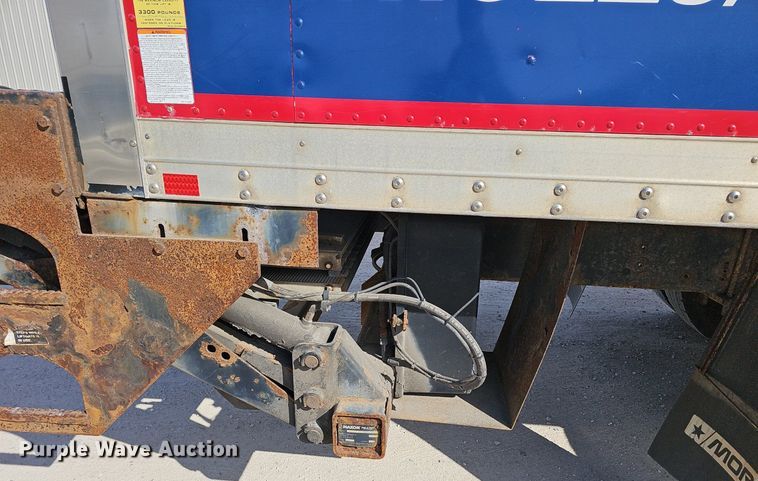 image for item EJ6042 2007 GMC 7500 box truck