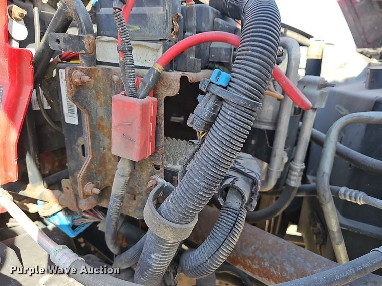 image for item EJ6042 2007 GMC 7500 box truck