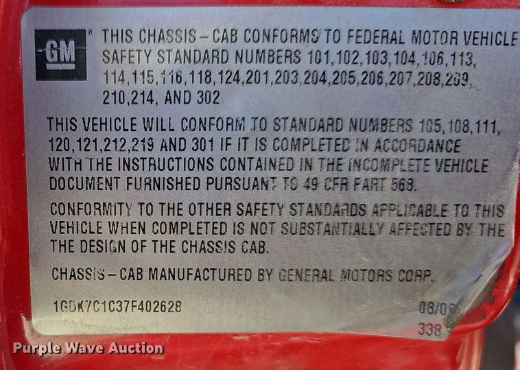 image for item EJ6042 2007 GMC 7500 box truck