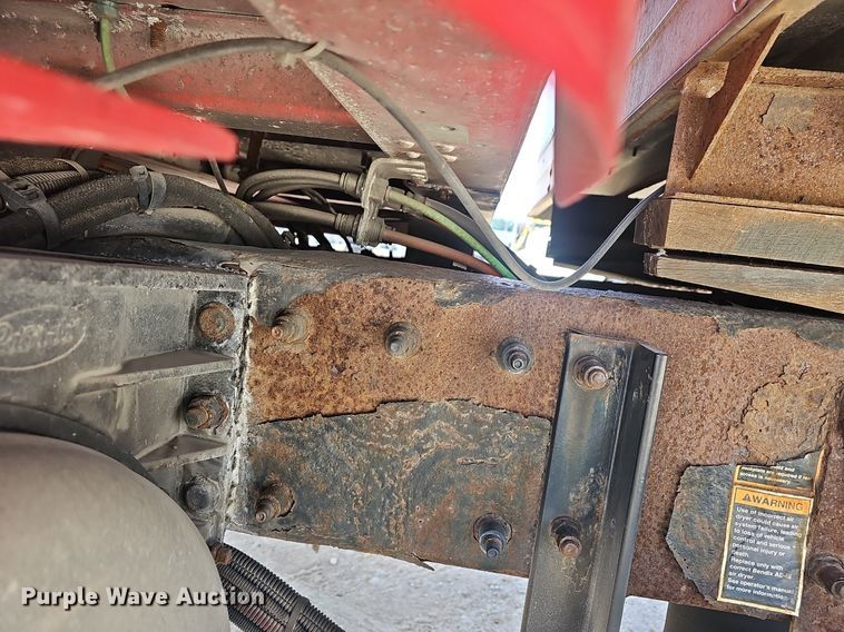 image for item EJ6045 2009 Peterbilt  335 box truck