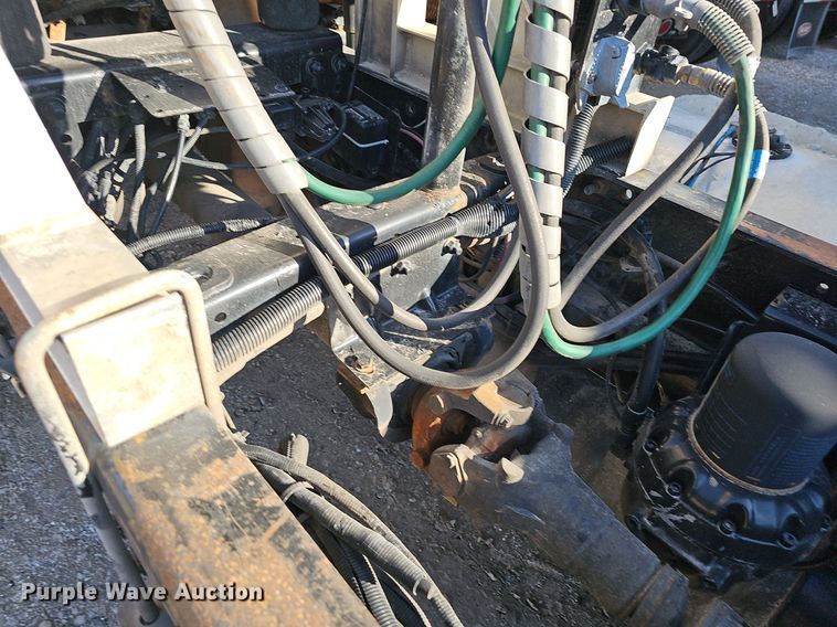 image for item EJ6046 2012 Freightliner  Coronado SD122 semi truck