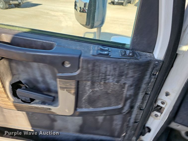 image for item EJ6046 2012 Freightliner  Coronado SD122 semi truck