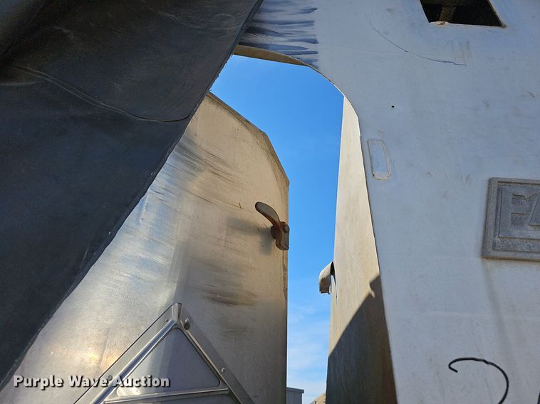 image for item EJ6047 1998 East Manufacturing  end dump trailer