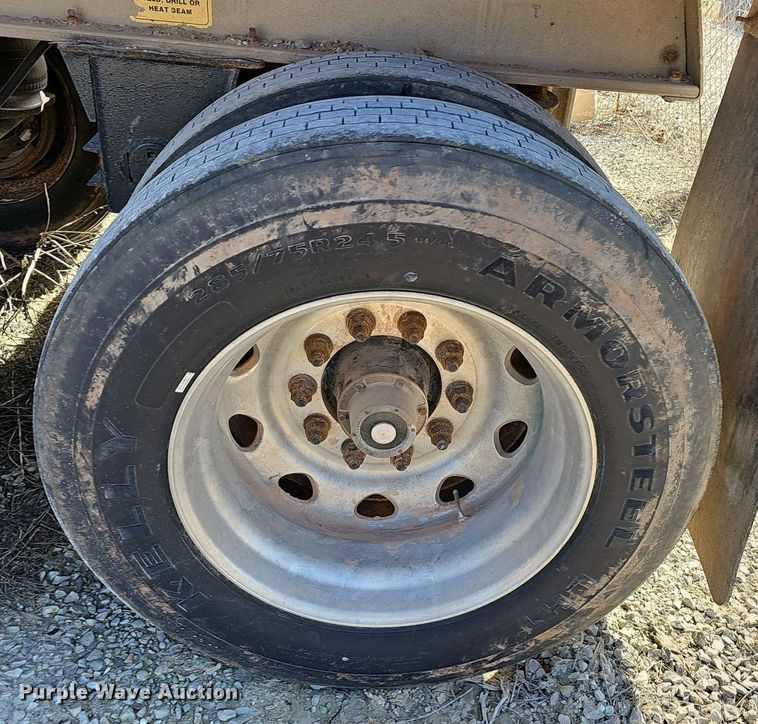 image for item EJ6047 1998 East Manufacturing  end dump trailer