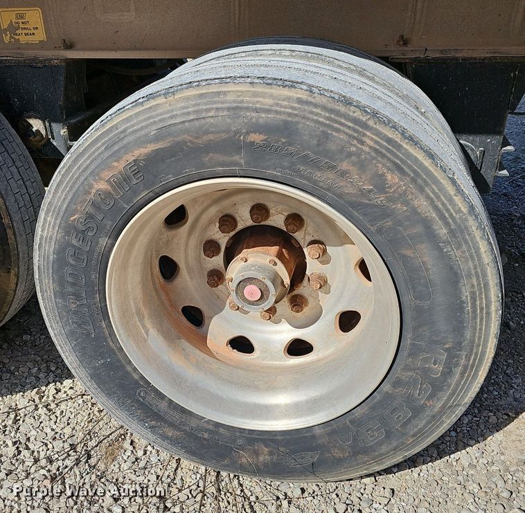 image for item EJ6047 1998 East Manufacturing  end dump trailer