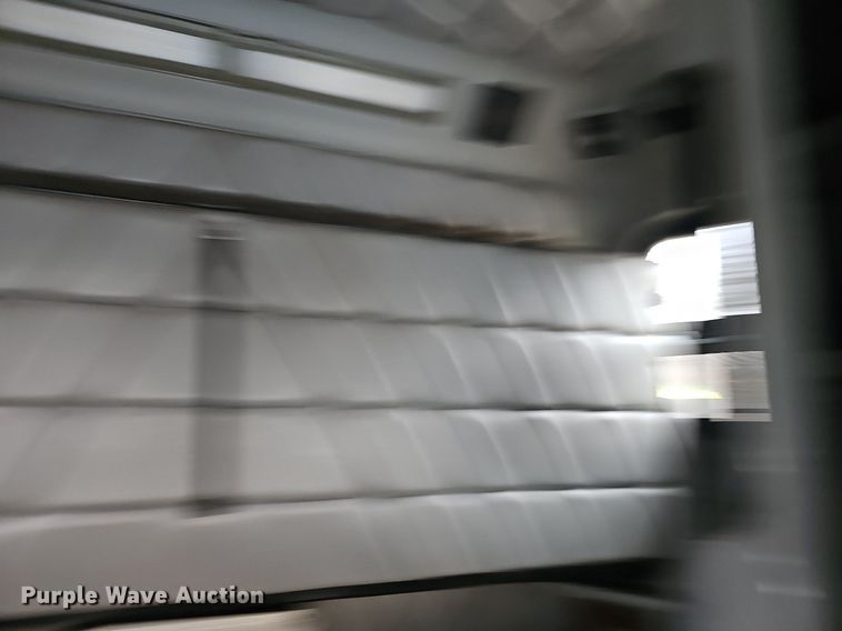 image for item EJ6053 2001 Freightliner  Classic XL semi truck