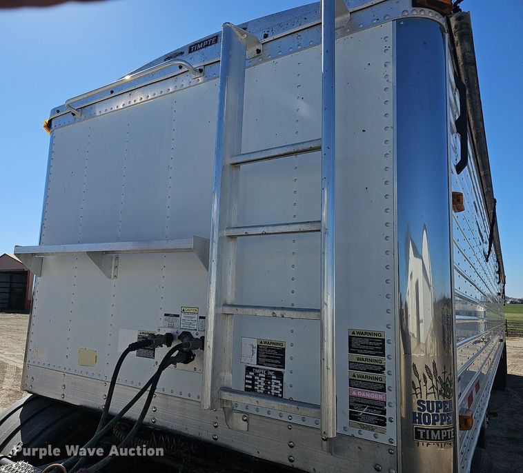 image for item EJ6105 2009 Timpte grain trailer