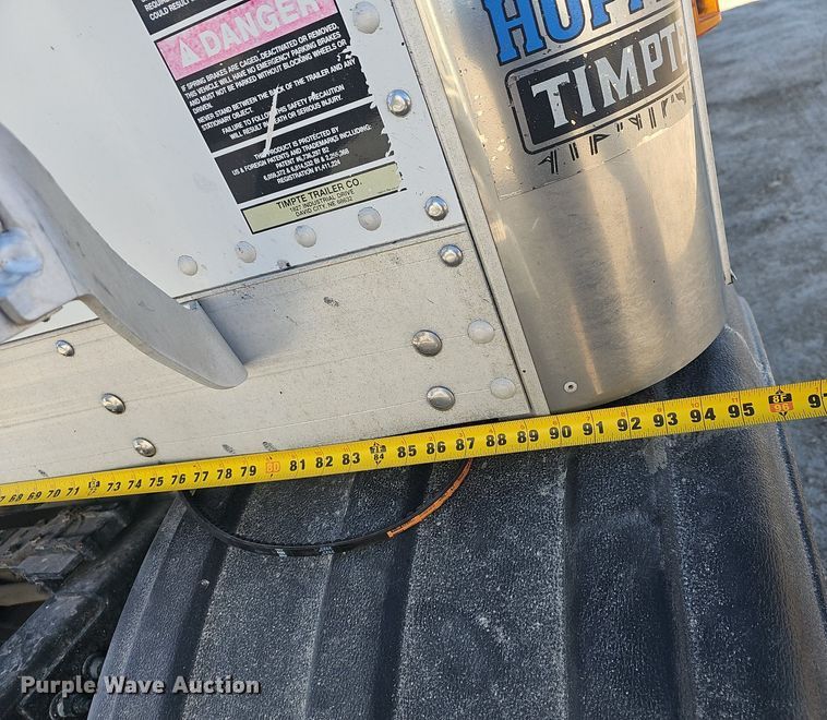 image for item EJ6105 2009 Timpte grain trailer