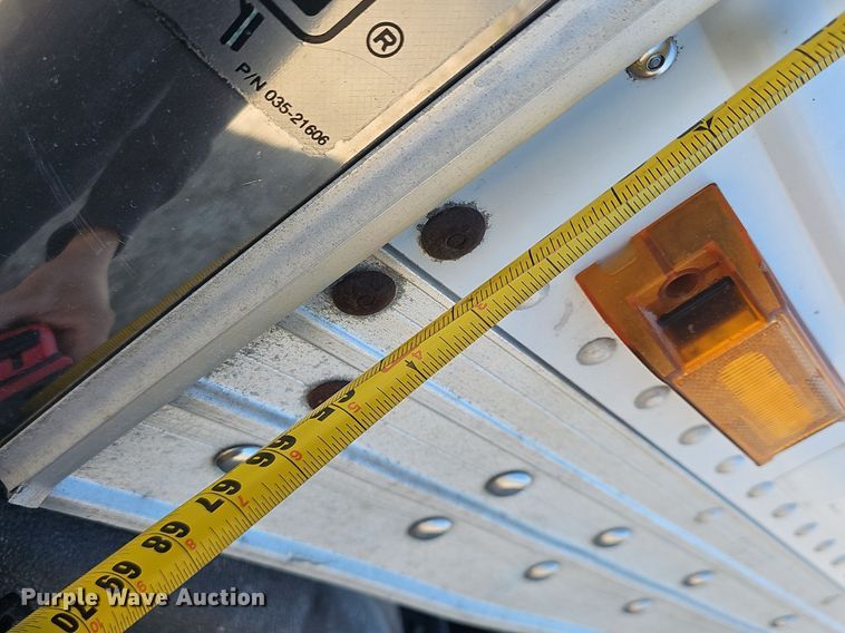 image for item EJ6105 2009 Timpte grain trailer