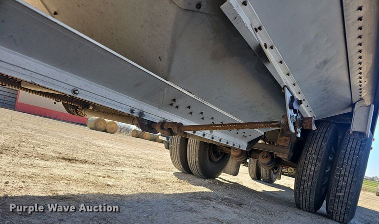 image for item EJ6105 2009 Timpte grain trailer