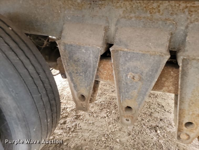 image for item KU9090 1978 Heil 8x28 end dump pup trailer