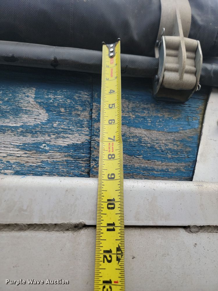 image for item KU9090 1978 Heil 8x28 end dump pup trailer