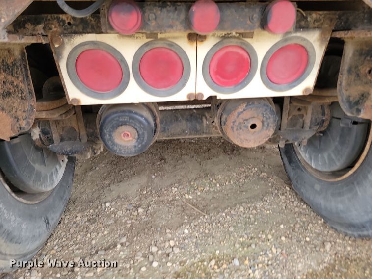 image for item KU9090 1978 Heil 8x28 end dump pup trailer