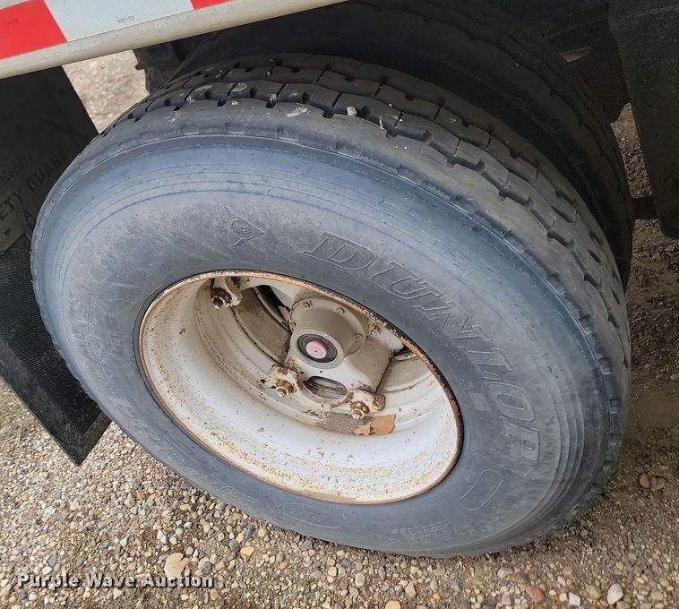 image for item KU9090 1978 Heil 8x28 end dump pup trailer