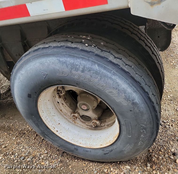 image for item KU9090 1978 Heil 8x28 end dump pup trailer