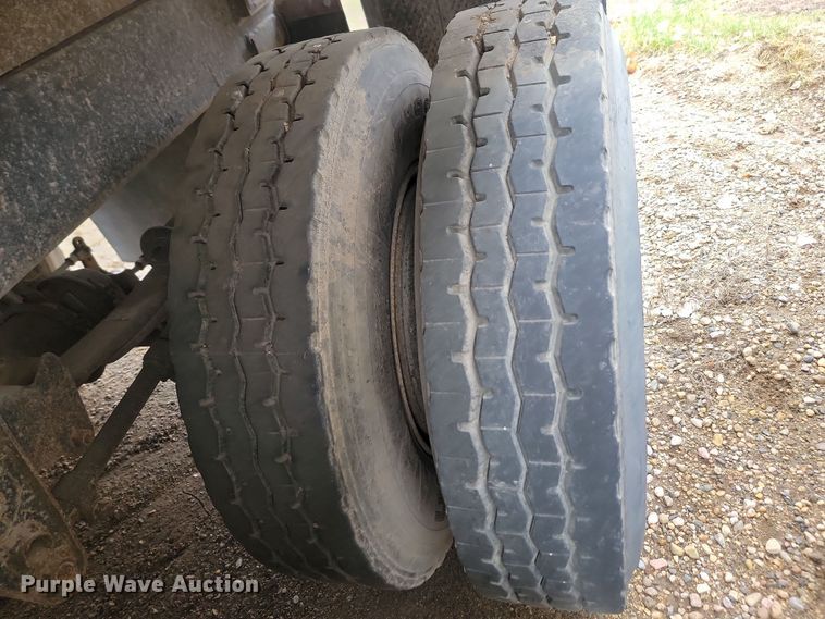 image for item KU9093 1994 Drake end dump pup trailer