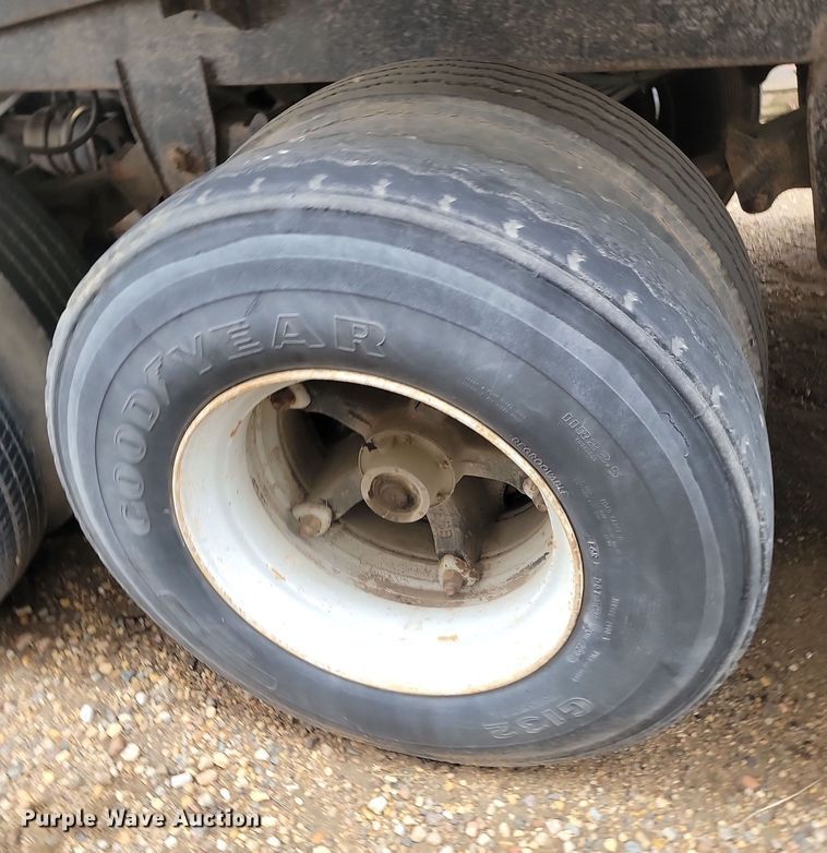 image for item KU9093 1994 Drake end dump pup trailer